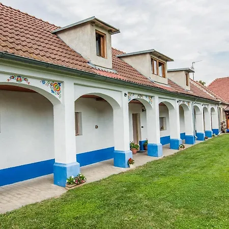 Malovany Dvur Vakantiehuis